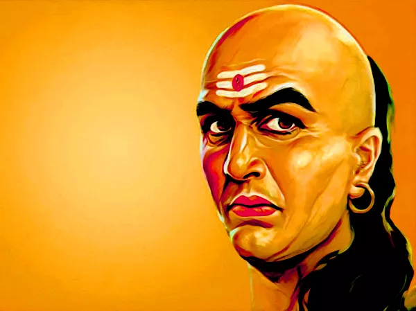 Chanakya Niti: चाणक्य नीति की ये 5 बातें खाली नहीं होने देंगी आपकी जेब, मां लक्ष्मी का घर में होगा पर्मानेंट वास